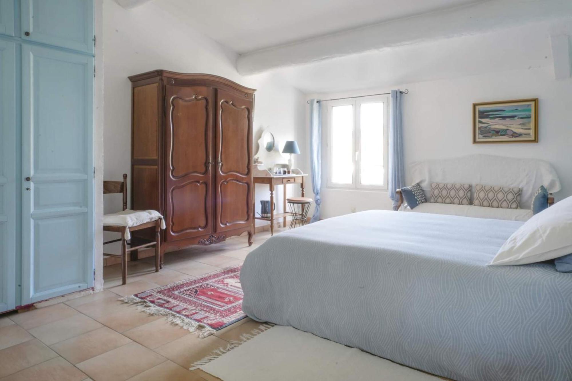 Clos Des Herissons - Chambres D'Hote - Piscine & Jardin Lauris ภายนอก รูปภาพ