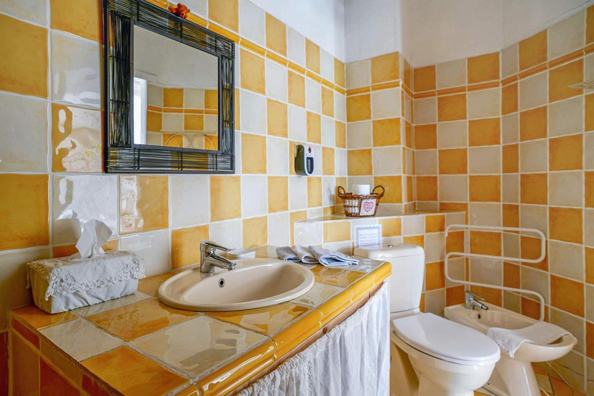 Clos Des Herissons - Chambres D'Hote - Piscine & Jardin Lauris ภายนอก รูปภาพ